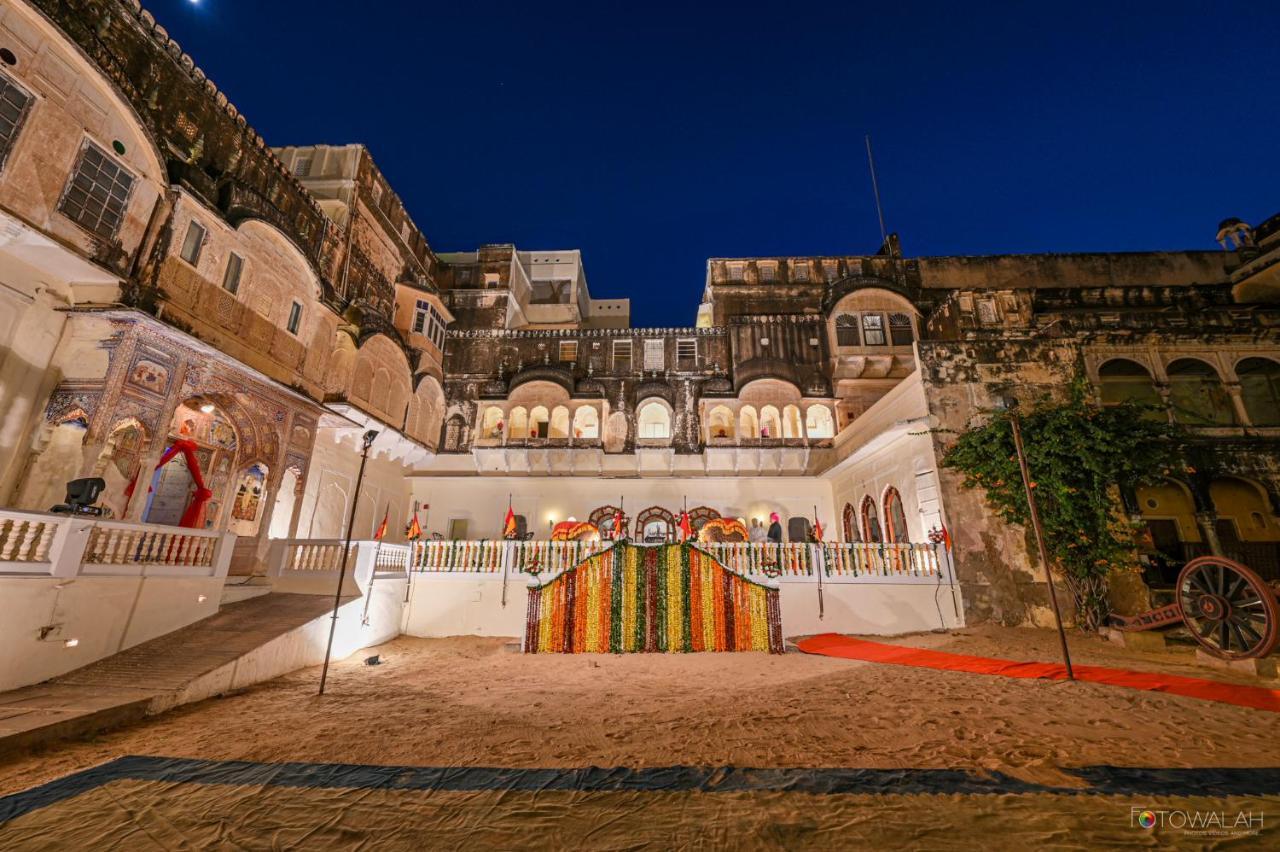 Hotel Castle Mandāwa Dış mekan fotoğraf