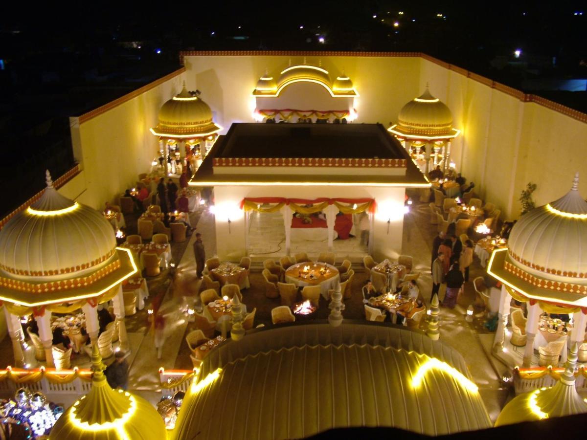 Hotel Castle Mandāwa Dış mekan fotoğraf