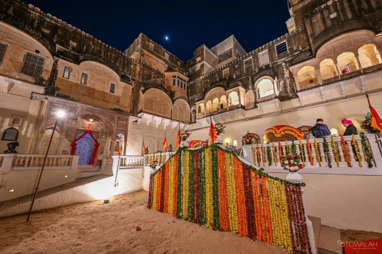 Hotel Castle Mandāwa Dış mekan fotoğraf
