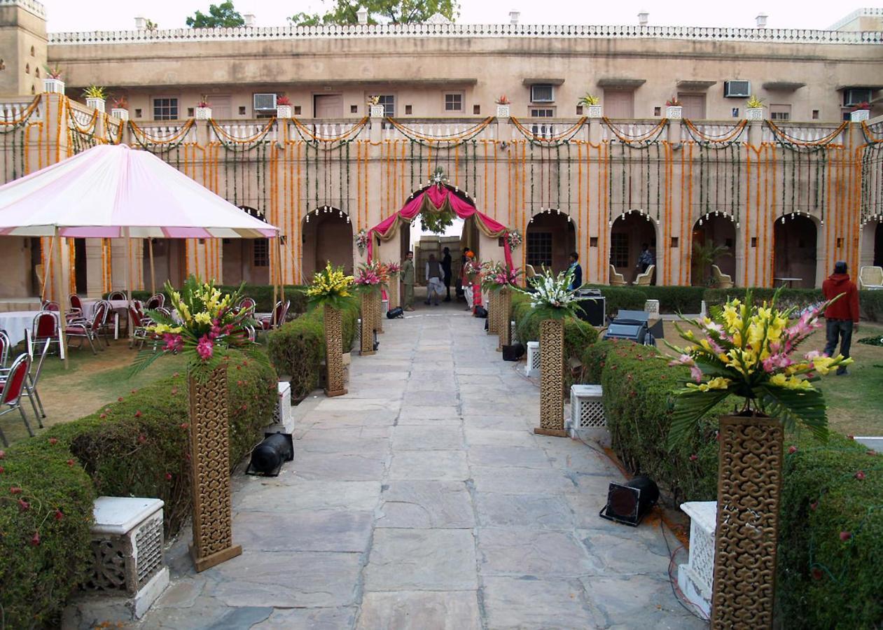 Hotel Castle Mandāwa Dış mekan fotoğraf