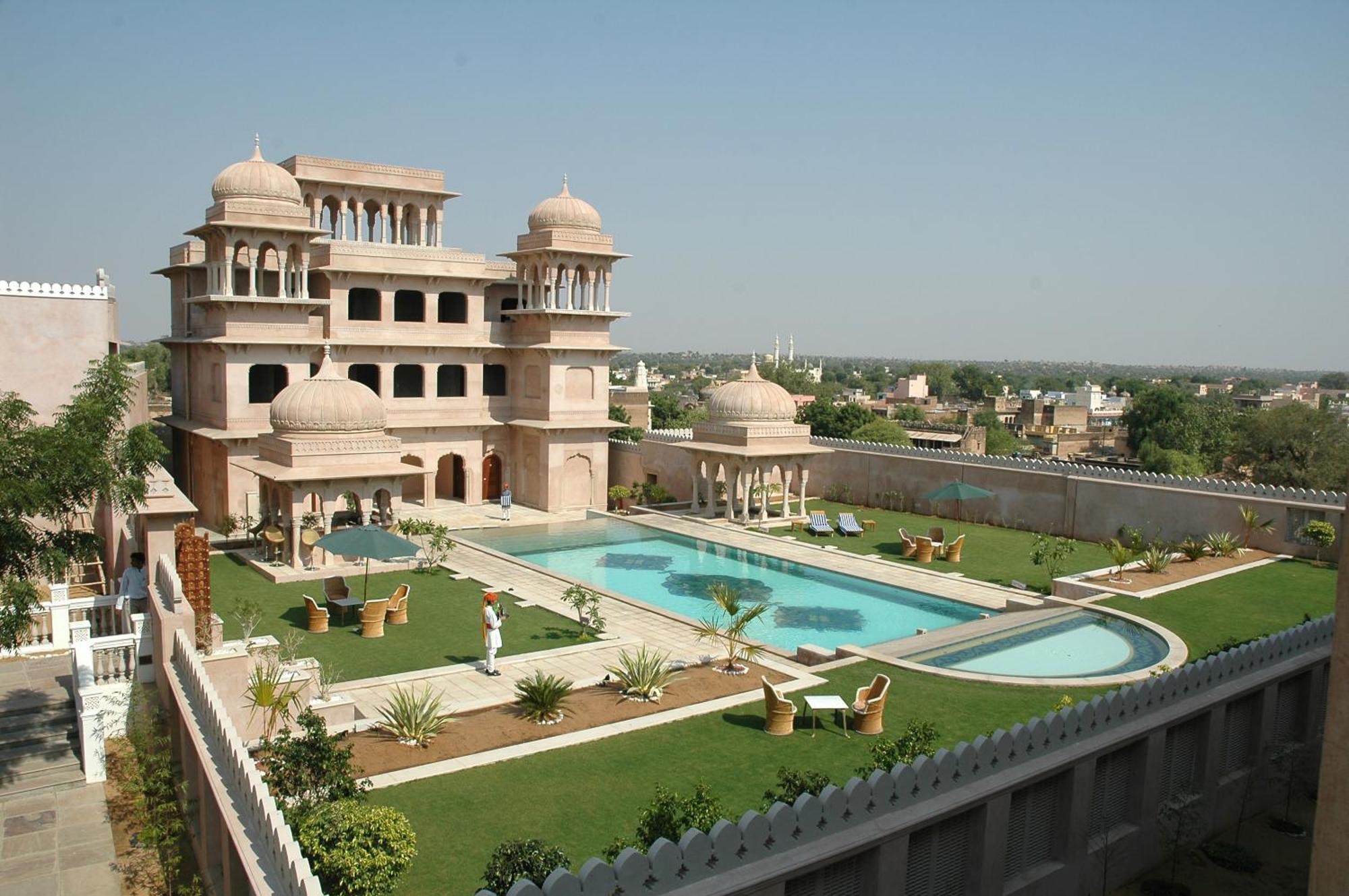 Hotel Castle Mandāwa Dış mekan fotoğraf